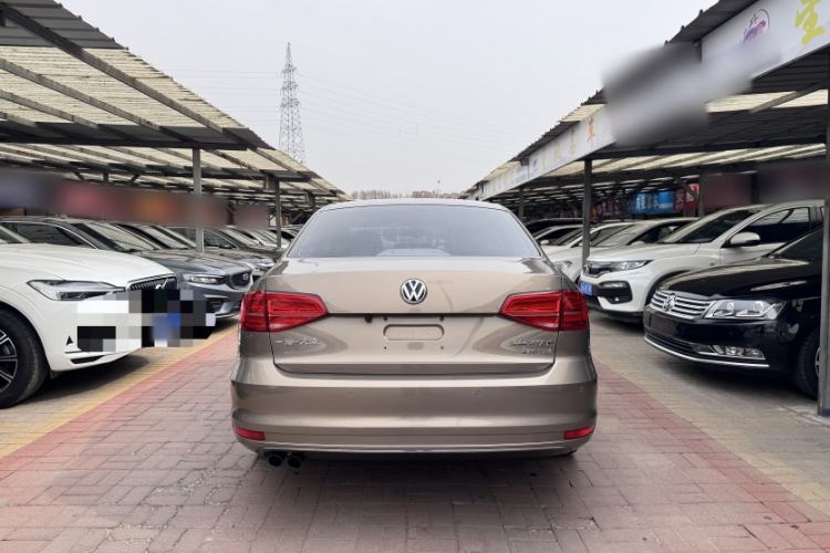 Used Volkswagen Sagitar 2016 230TSI 25th Anniversary Edition Exterior 4