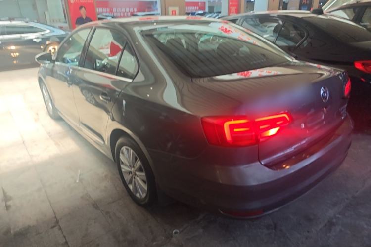 Used Volkswagen Sagitar 2016 230TSI 25th Anniversary Edition Exterior 2