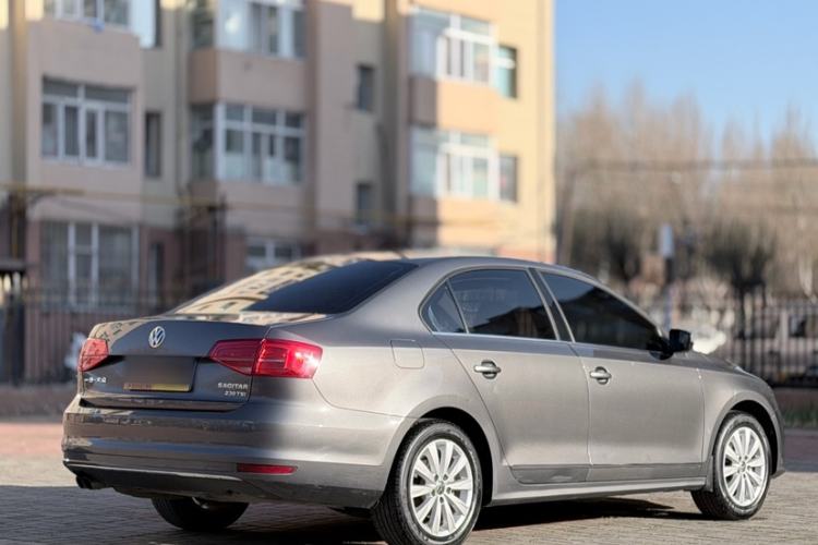 Used Volkswagen Sagitar 2016 230TSI 25th Anniversary Edition Exterior 5