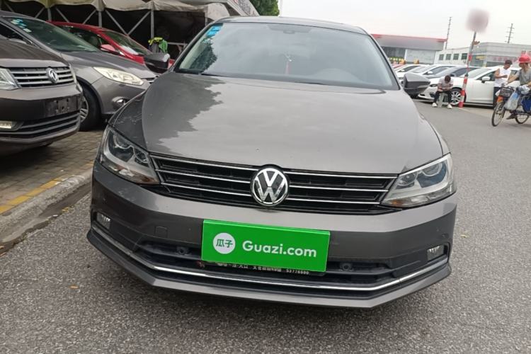 Used Volkswagen Sagitar 2016 230TSI 25th Anniversary Edition Front