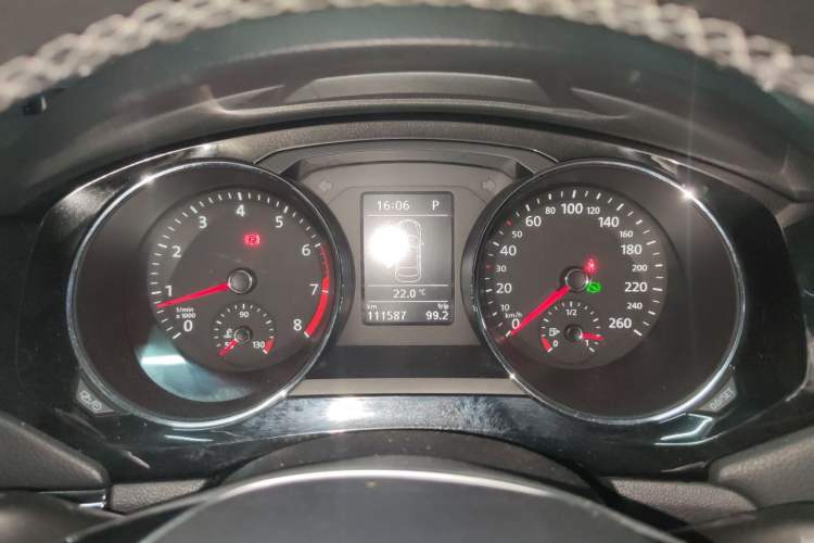 Used Volkswagen Sagitar 2016 230TSI 25th Anniversary Edition Instrument Cluster