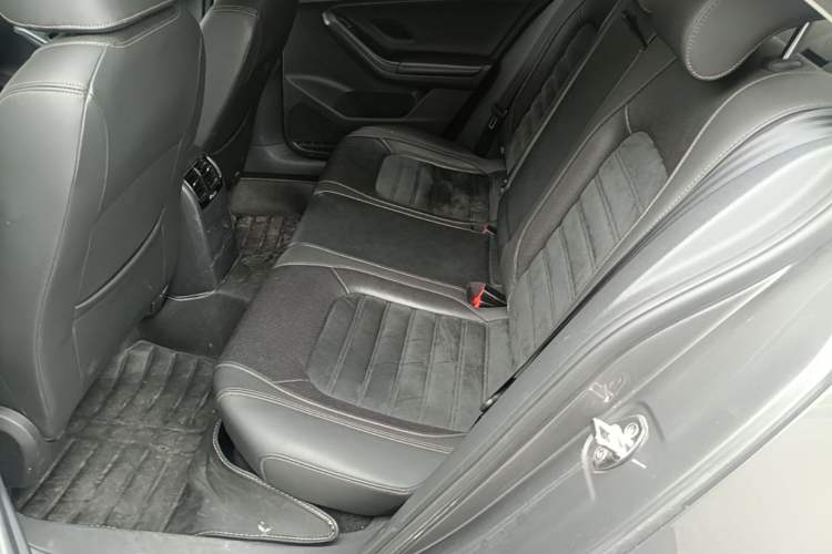 Used Volkswagen Sagitar 2016 230TSI 25th Anniversary Edition Left Rear Seat