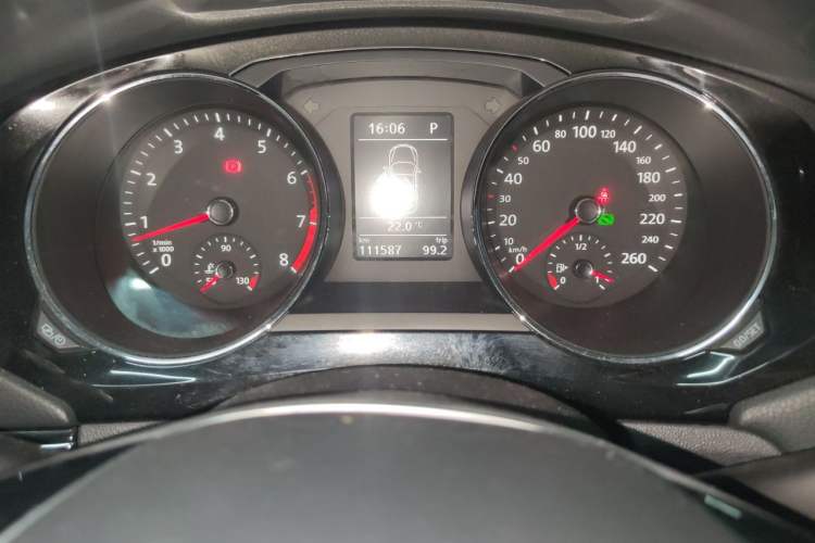 Used Volkswagen Sagitar 2016 230TSI 25th Anniversary Edition Odometer Close Up