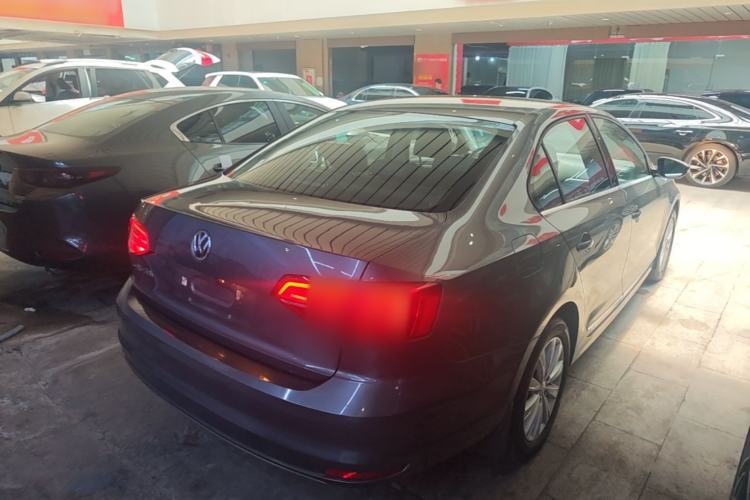 Used Volkswagen Sagitar 2016 230TSI 25th Anniversary Edition Rear Right 45 Deg