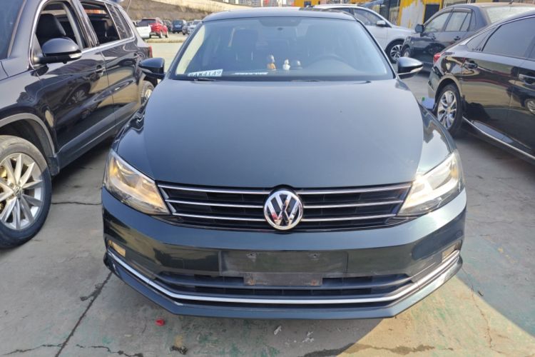 Used Volkswagen Sagitar 2016 230TSI 25th Anniversary Edition Front