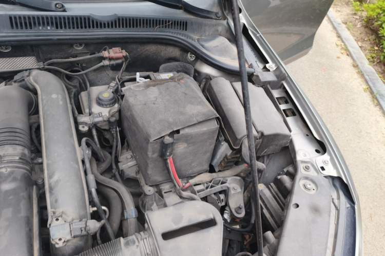Used Volkswagen Sagitar 2016 230TSI 25th Anniversary Edition Engine Bay Left