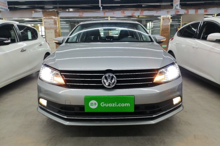 Used Volkswagen Sagitar 2016 230TSI 25th Anniversary Edition Exterior 1