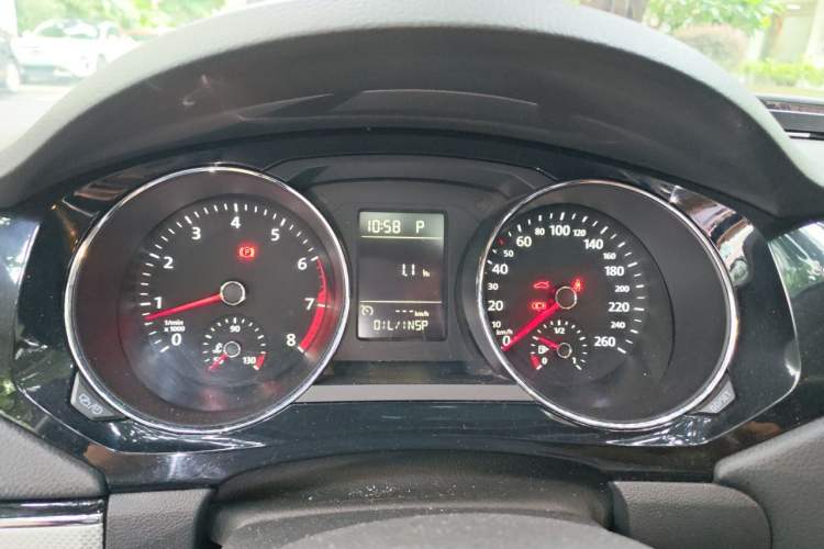 Used Volkswagen Sagitar 2016 230TSI 25th Anniversary Edition Instrument Cluster