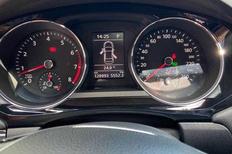 Used Volkswagen Sagitar 2016 230TSI 25th Anniversary Edition Odometer Close Up