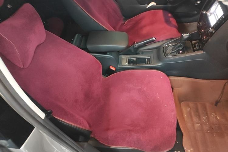 Used Volkswagen Sagitar 2016 230TSI 25th Anniversary Edition Right Front Seat