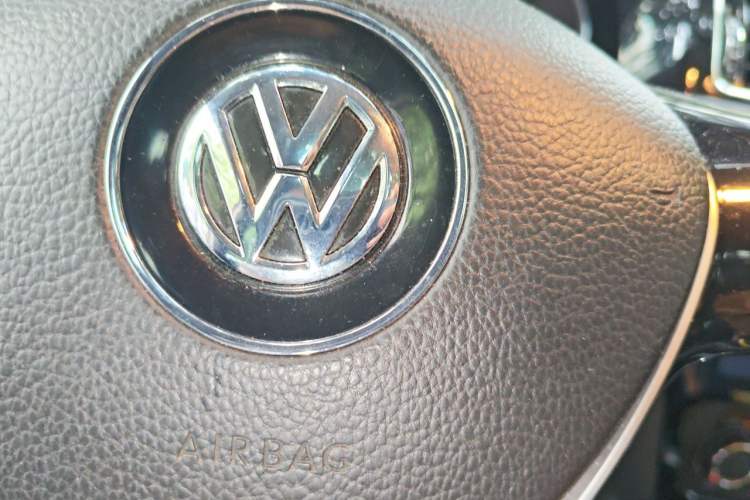 Used Volkswagen Sagitar 2016 230TSI 25th Anniversary Edition Vehicle Key