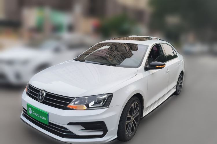 Used Volkswagen Sagitar 2016 280TSI Automatic R-Line Guazi used car, China used car export, Used car for sale, Used cars, Cheapest cars for sale