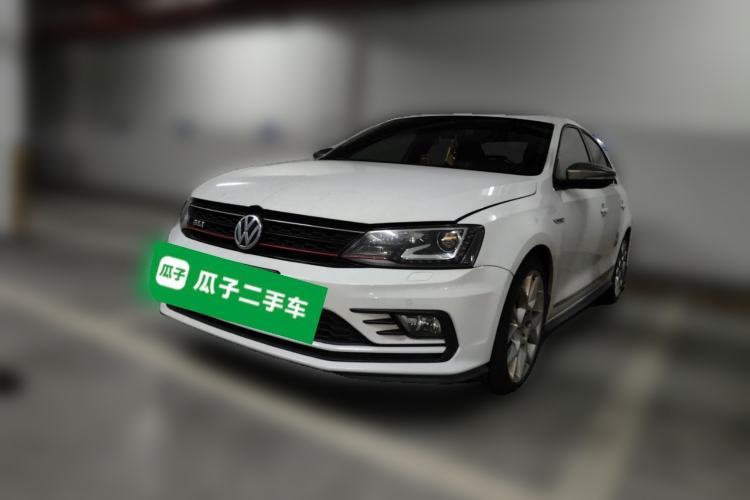 Used Volkswagen Sagitar 2016 2.0 TSI GLI Guazi used car, China used car export, Used car for sale, Used  cars, Cheapest cars for sale