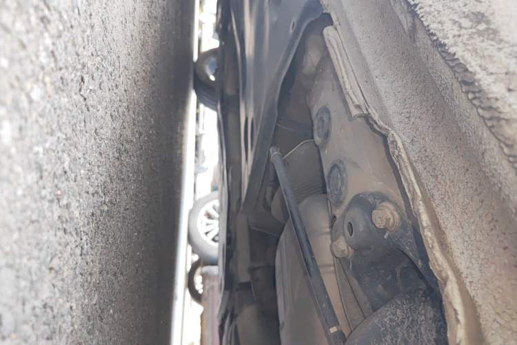 Used Volkswagen Sagitar 2016 230TSI 25th Anniversary Edition Chassis Rear Left