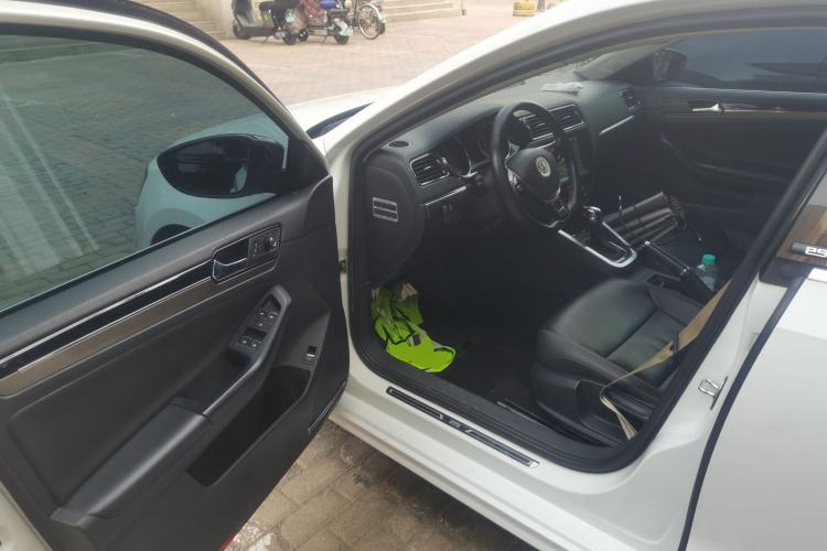Used Volkswagen Sagitar 2016 230TSI 25th Anniversary Edition Driver Seat