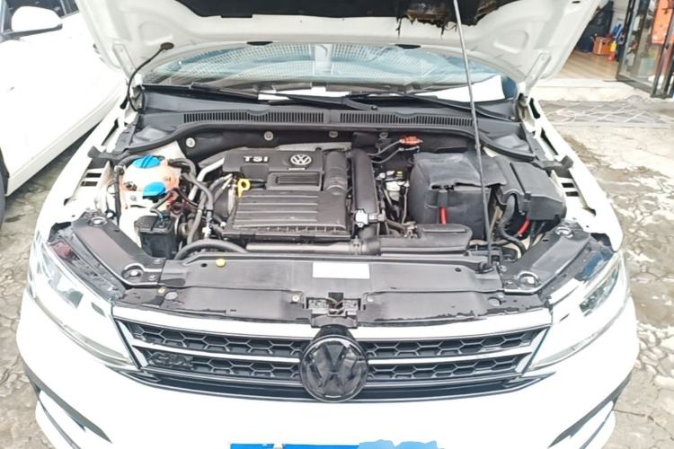 Used Volkswagen Sagitar 2016 280TSI Automatic R-Line Engine Bay