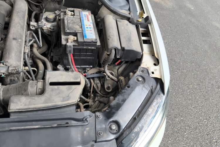 Used Volkswagen Sagitar 2016 230TSI 25th Anniversary Edition Engine Bay Left