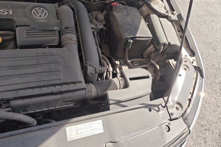 Used Volkswagen Sagitar 2016 230TSI 25th Anniversary Edition Engine Bay Left