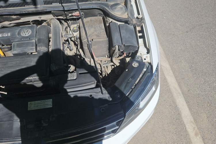 Used Volkswagen Sagitar 2016 230TSI 25th Anniversary Edition Engine Bay Left
