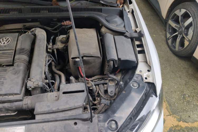 Used Volkswagen Sagitar 2016 280TSI Automatic R-Line Engine Bay Left