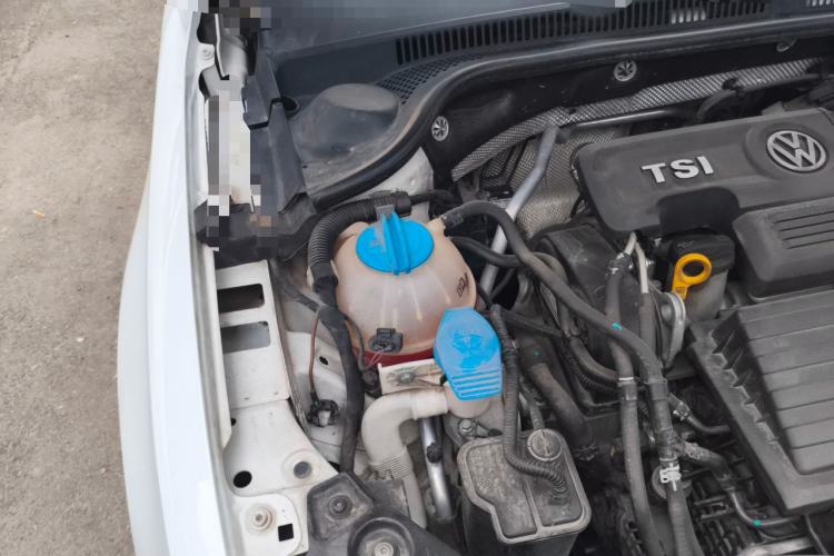 Used Volkswagen Sagitar 2016 280TSI Automatic R-Line Engine Bay Right