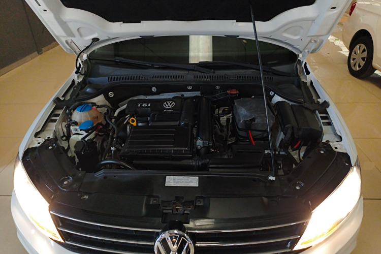 Used Volkswagen Sagitar 2016 230TSI 25th Anniversary Edition Engine Bay