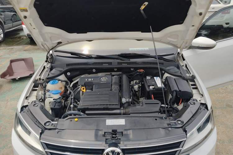 Used Volkswagen Sagitar 2016 230TSI 25th Anniversary Edition Engine Bay