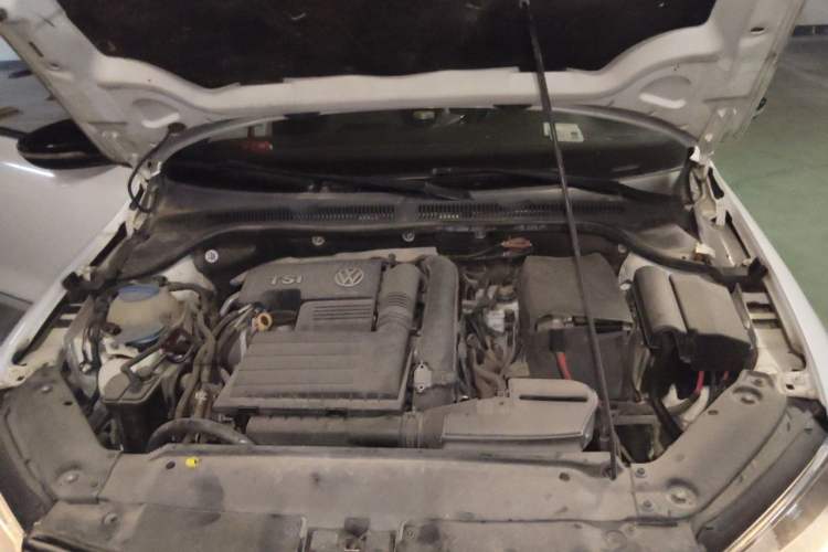 Used Volkswagen Sagitar 2016 280TSI Automatic R-Line Engine Bay