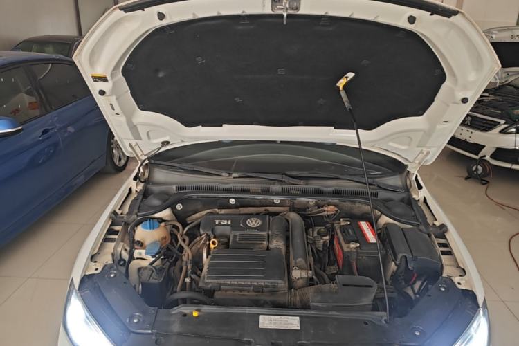 Used Volkswagen Sagitar 2016 230TSI 25th Anniversary Edition Engine Bay