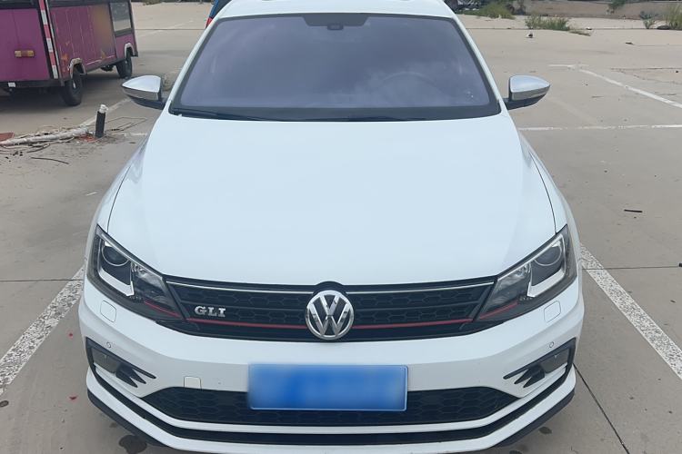 Used Volkswagen Sagitar 2016 2.0 TSI GLI Exterior 1