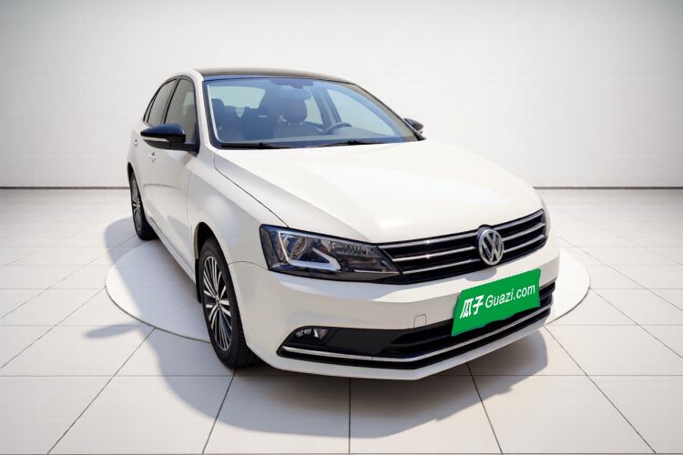Used Volkswagen Sagitar 2016 230TSI 25th Anniversary Edition Exterior 2