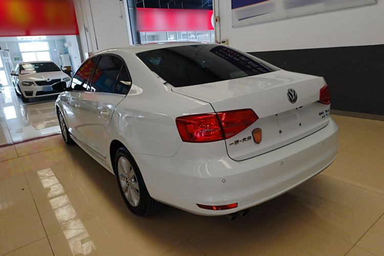 Used Volkswagen Sagitar 2016 230TSI 25th Anniversary Edition Exterior 2