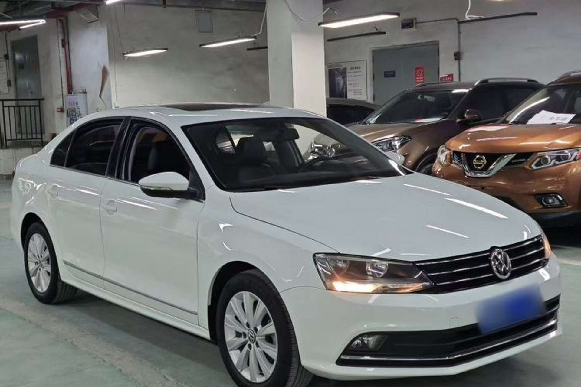 Used Volkswagen Sagitar 2016 230TSI 25th Anniversary Edition Exterior 3