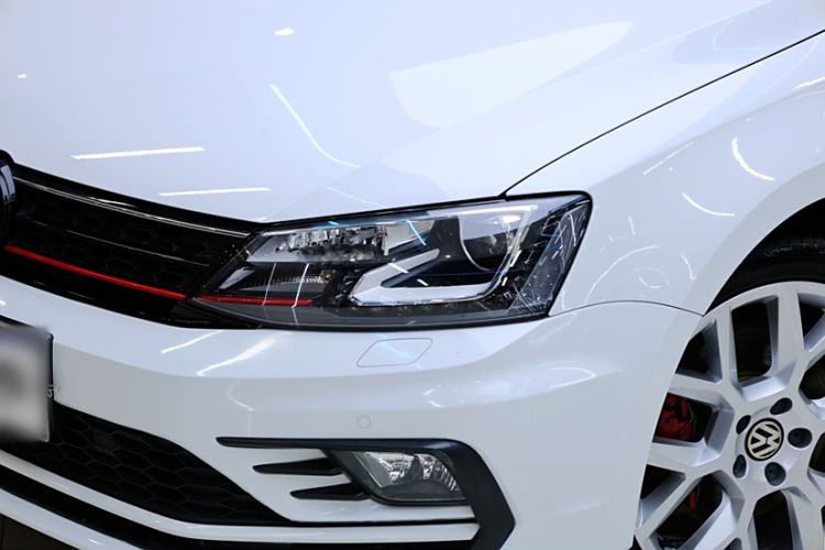 Used Volkswagen Sagitar 2016 2.0 TSI GLI Exterior 3