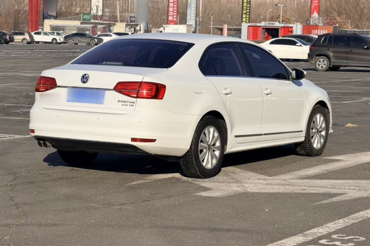 Used Volkswagen Sagitar 2016 230TSI 25th Anniversary Edition Exterior 6