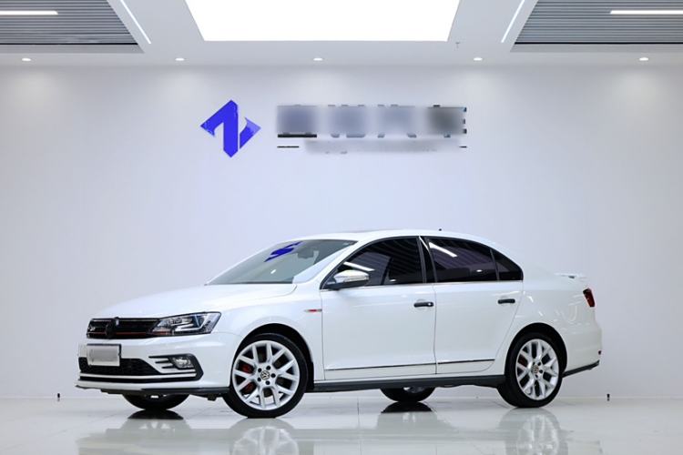 Used Volkswagen Sagitar 2016 2.0 TSI GLI Exterior 9