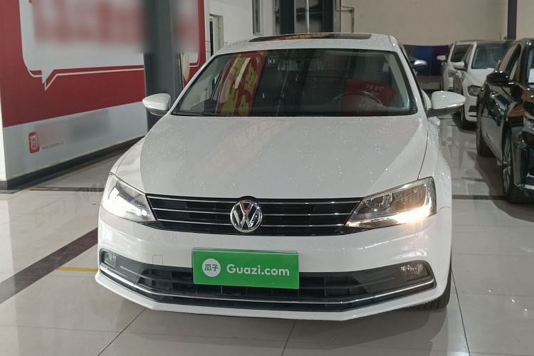 Used Volkswagen Sagitar 2016 230TSI 25th Anniversary Edition Front