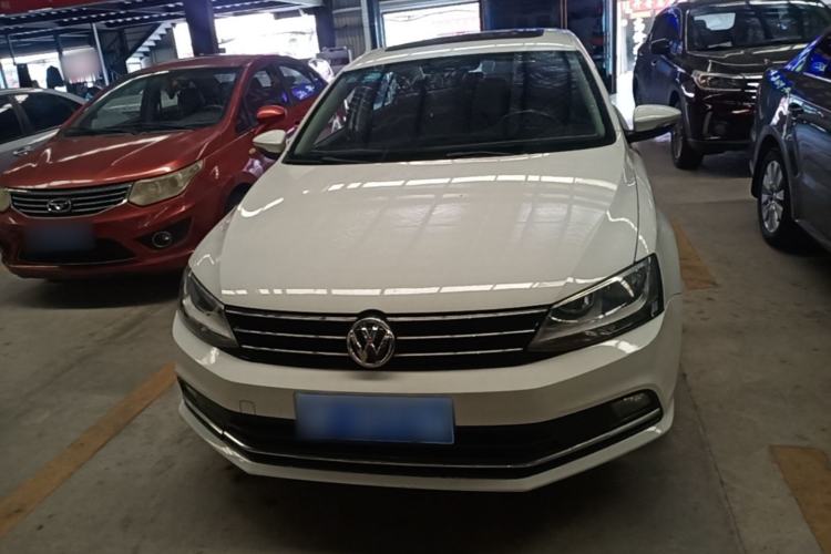 Used Volkswagen Sagitar 2016 230TSI 25th Anniversary Edition Front