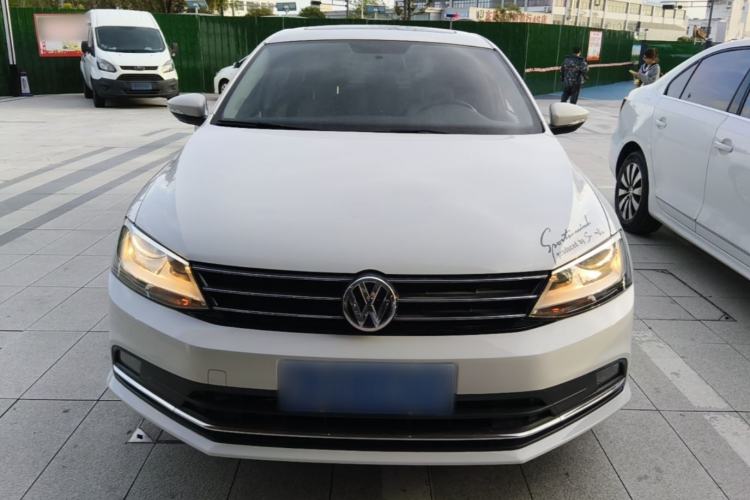 Used Volkswagen Sagitar 2016 230TSI 25th Anniversary Edition Front