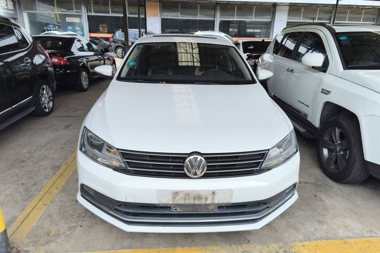 Used Volkswagen Sagitar 2016 230TSI 25th Anniversary Edition Front