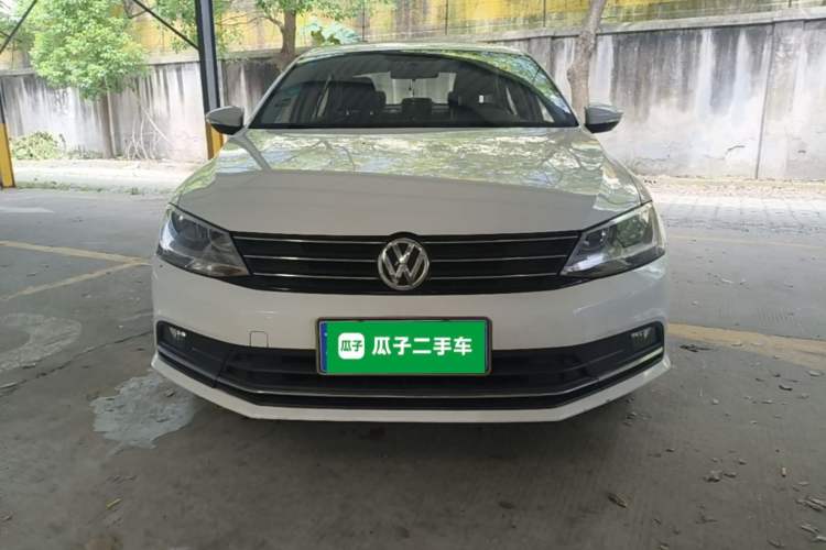 Used Volkswagen Sagitar 2016 230TSI 25th Anniversary Edition Front