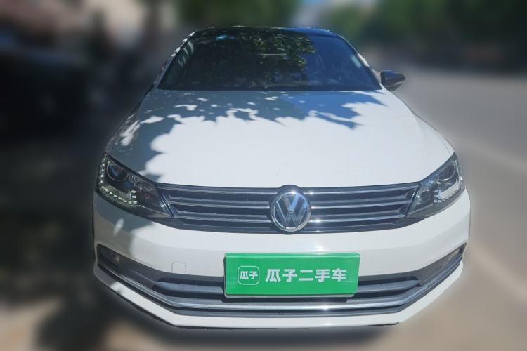 Used Volkswagen Sagitar 2016 230TSI 25th Anniversary Edition Front