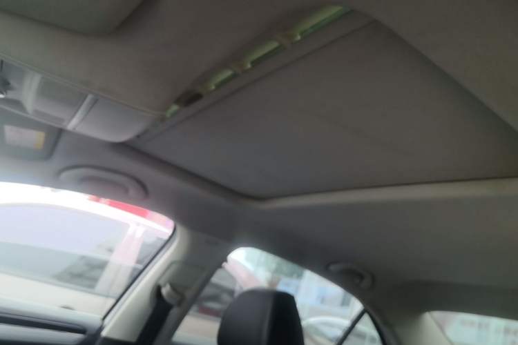Used Volkswagen Sagitar 2016 230TSI 25th Anniversary Edition Headliner