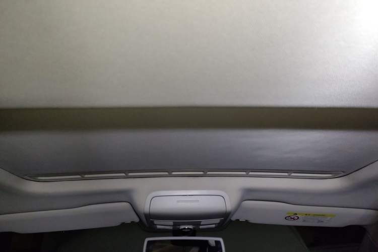 Used Volkswagen Sagitar 2016 230TSI 25th Anniversary Edition Headliner