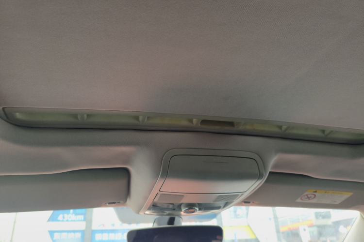 Used Volkswagen Sagitar 2016 230TSI 25th Anniversary Edition Headliner