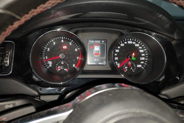 Used Volkswagen Sagitar 2016 2.0 TSI GLI Instrument Cluster