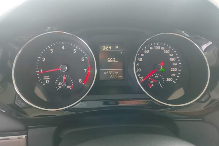Used Volkswagen Sagitar 2016 230TSI 25th Anniversary Edition Instrument Cluster