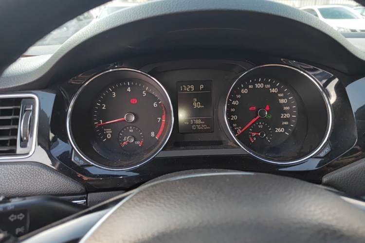 Used Volkswagen Sagitar 2016 230TSI 25th Anniversary Edition Instrument Cluster