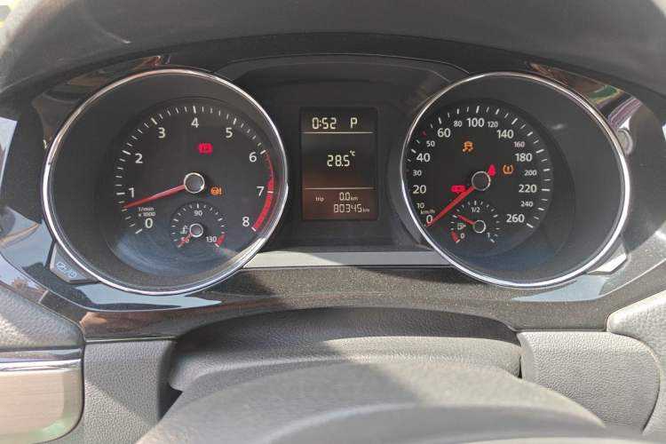 Used Volkswagen Sagitar 2016 230TSI 25th Anniversary Edition Instrument Cluster