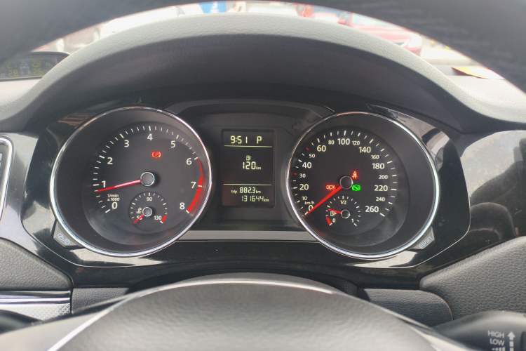 Used Volkswagen Sagitar 2016 230TSI 25th Anniversary Edition Instrument Cluster